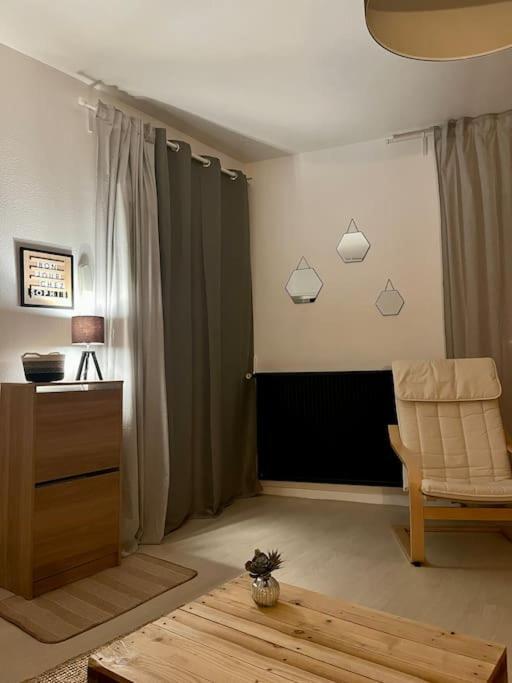 Appartement - Centre Ville Historique - Avec Vue Aurillac Luaran gambar